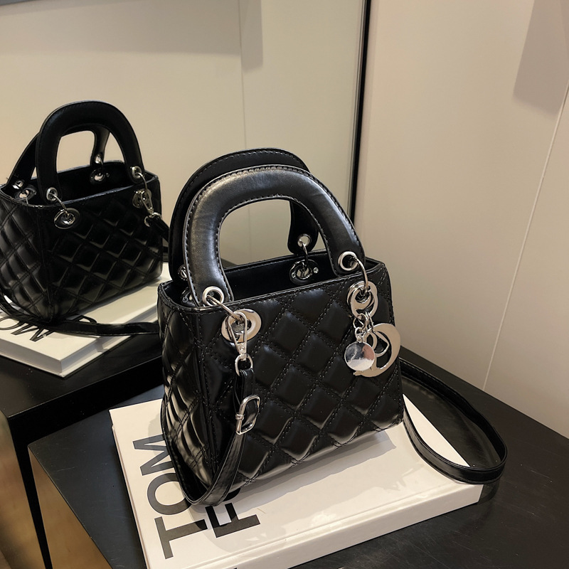 Free Shipping Designer Bag Light Luxury High-end Bag For Women 2025 New Fashion Versatile Shoulder Crossbody Bag Classic Quilted Handbag Princess Dian