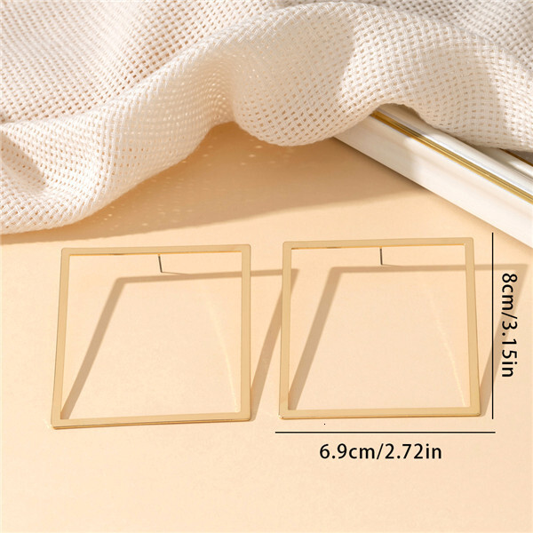 1 Pair Square Hollow Earrings Simple Elegant Line Alloy Material Exaggerated Fashionable Daily