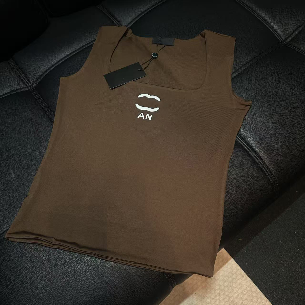 Summer short designer clothe woman vest womens knit shirt sexy top base shirt light thin Letter embroidery for womans vest top waistcoat jumper woman luxury size s xl