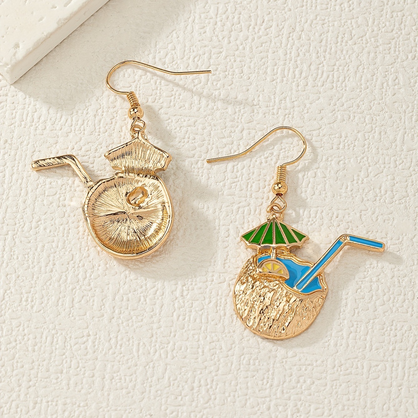 1 Pair Coconut Drink Pendant Fashion Earrings Summer Vacation Beach Alloy Material Celebration Gift For Friends