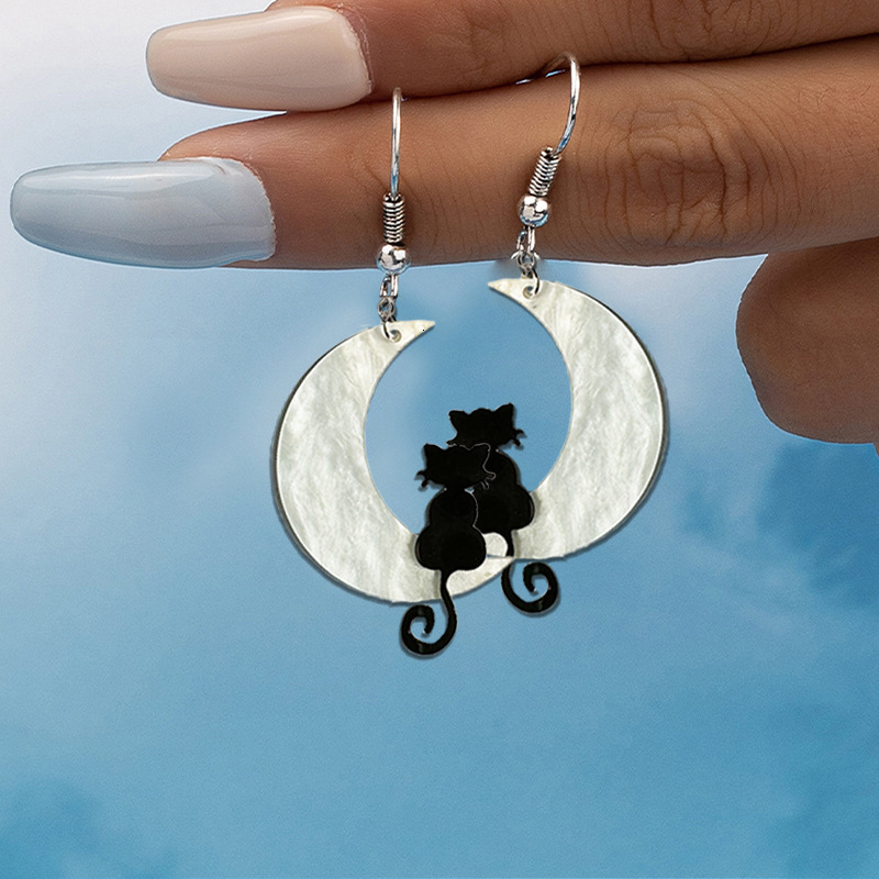 Meow Star Crescent Cat Earrings For Women, Elegant Design Acrylic Moon Ear Drops