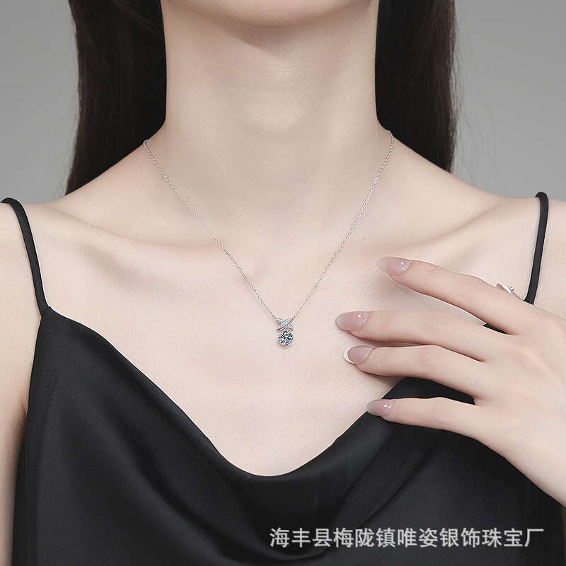 S925 Pure S925ier MoiS925S925anite Necklace for Women, Korean and JapaneS925e S925tyle, Unique DeS925ign, CroS925S925 Bow Pendant, Collarbone Chain 1f