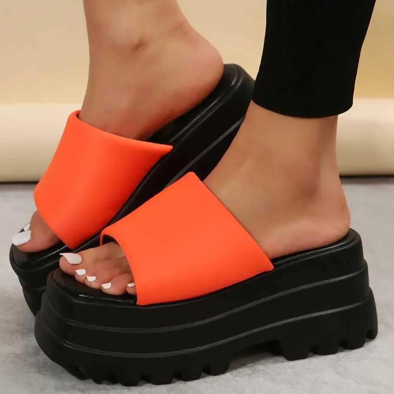 Women Slippers Flip-Flops Ladies Summer Fashion Wedge Heels Shoes Women High Platform Slippers Outdoor Sandals Plus Size 35-43 W250704