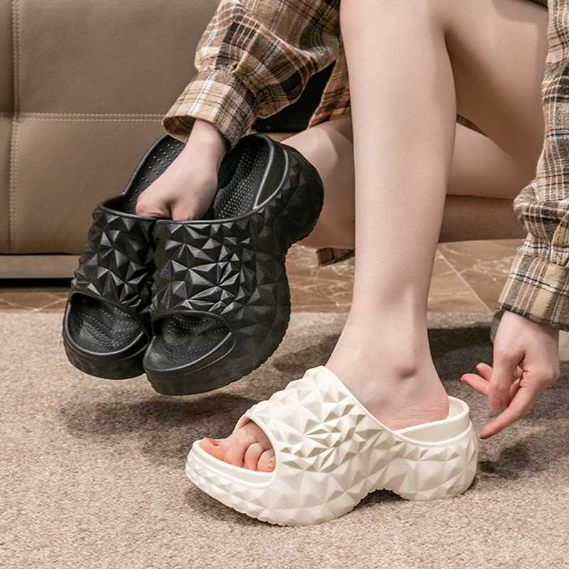 Womens Chunky Platform Slippers Summer Comfort Soft Thick Bottom Slides Woman for Sandals New Open Toe Non-slip Beach Shoes W250704