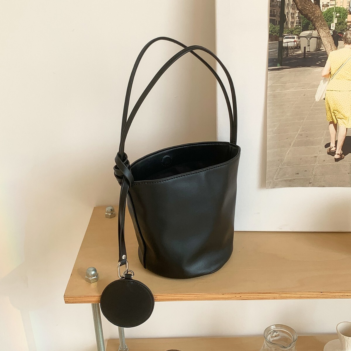 Free Shipping Designer Korean Summer New Women's Bucket Bag High-end Niche Cylindrical Office Handbag Women's Simple Soft Leather Shoulder B