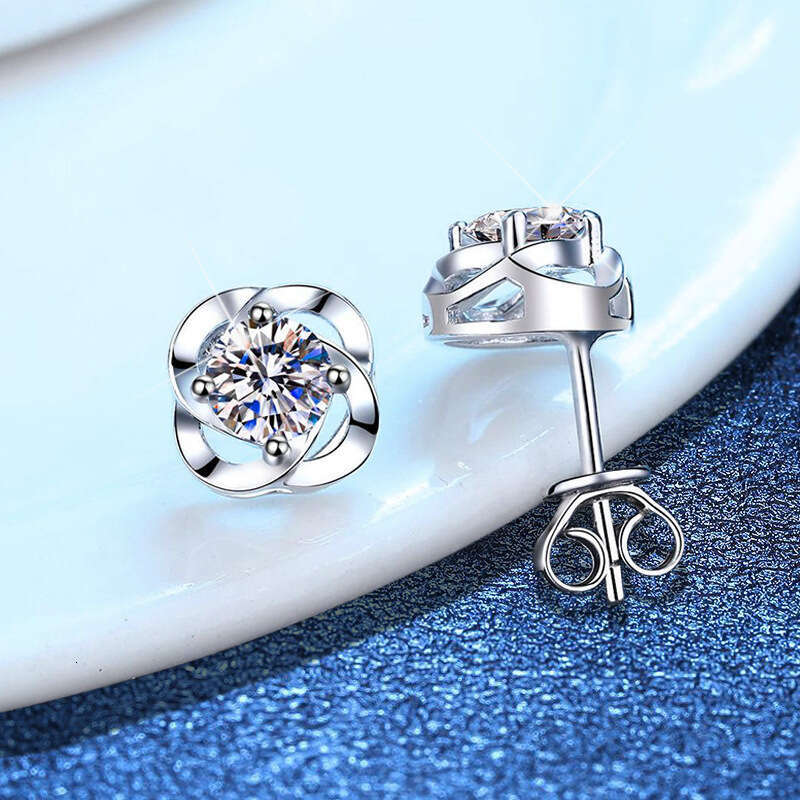 S925 Pure S925ier Four-Leaf Clover S925ame S925tyle EarringS925 50 PointS925 MoiS925S925anite S925tudS925 Women c1f