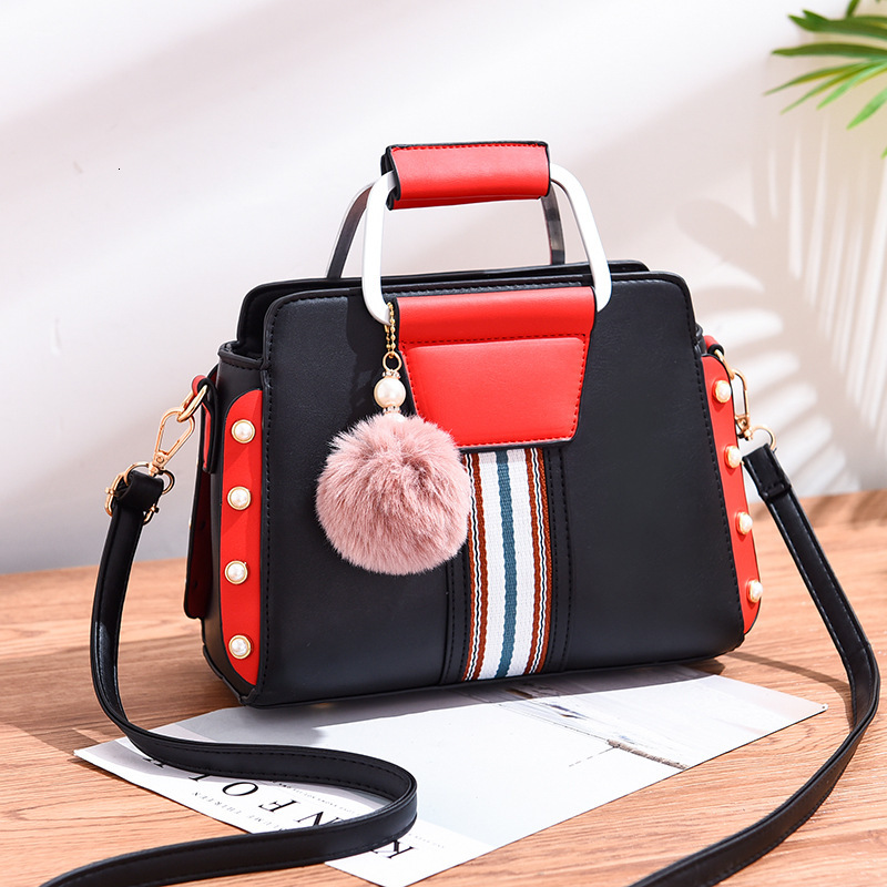 Designer's 2025 New Fashionable European And American Style Bag Same Color Contrast Large Capacity Women's Shoulder Bag Trendy Free Shipping