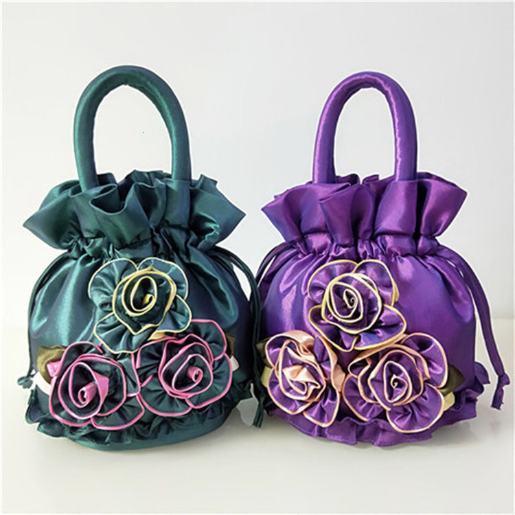 2025 Designer's New Phone Bag Coin Wallet Evening Dress Bag Women's Handbag Makeup Bag Flower Bucket Bag Handmade Women's Bag