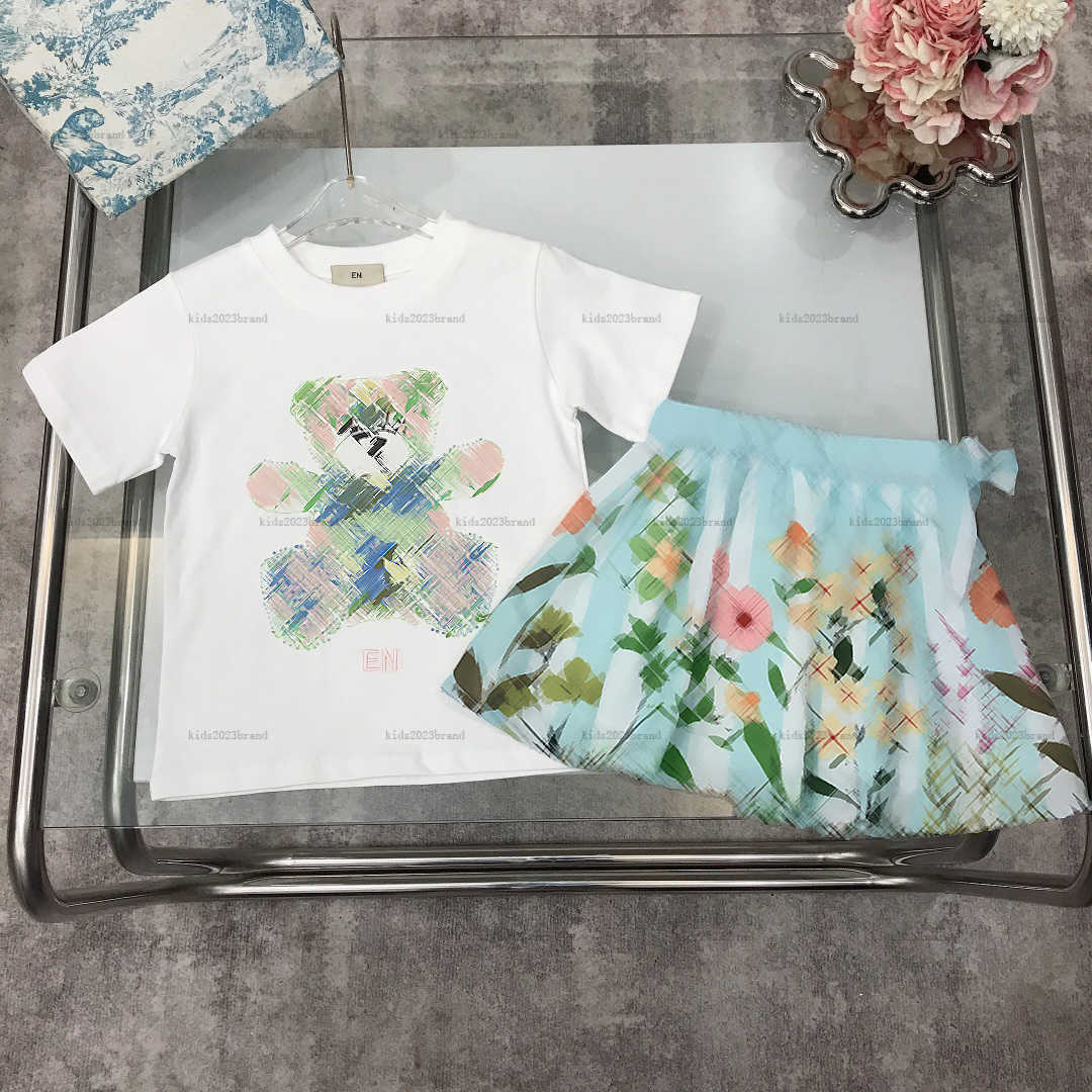 Classics girls dress suit Flower animal pattern prints baby two-piece kids designer clothes Summer T-shirts and skirts A062X02N026