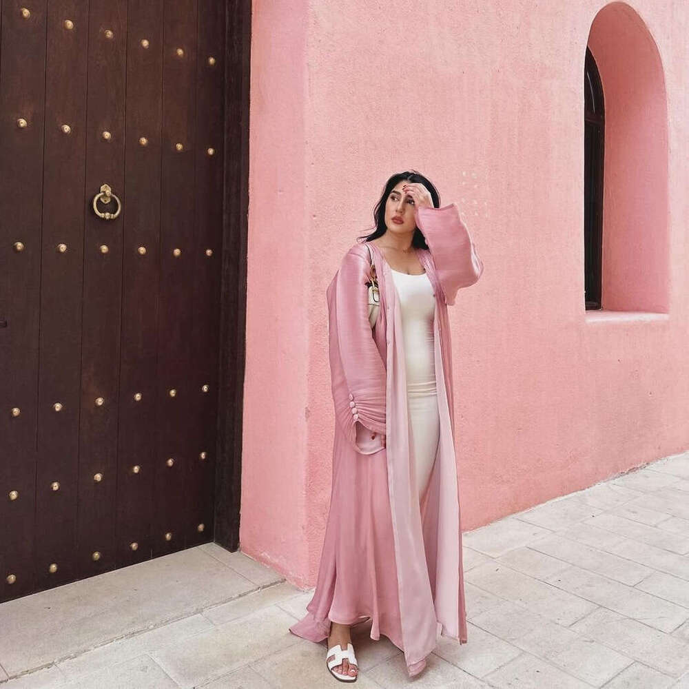 Middle Eastern Modest Women's Clothing Muslim Noblewoman Abaya Dubai Outerwear Shiny Silk Dress Ins Trend