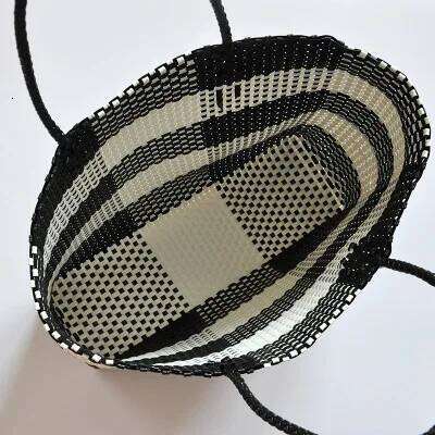 famous Weave Basket Handmade Beach bag Summer Rattan Handbags Women Fashion big Messenger Bag Kintted Causal Shoulder
