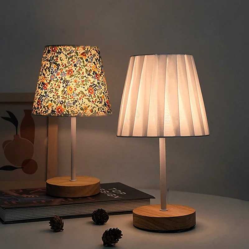 Creative LED Solid Wood Fabric USB Small Table Lamp Living Room Study Bedroom Bedside Atmosphere Decoration Lighting Fixtures XJ250703