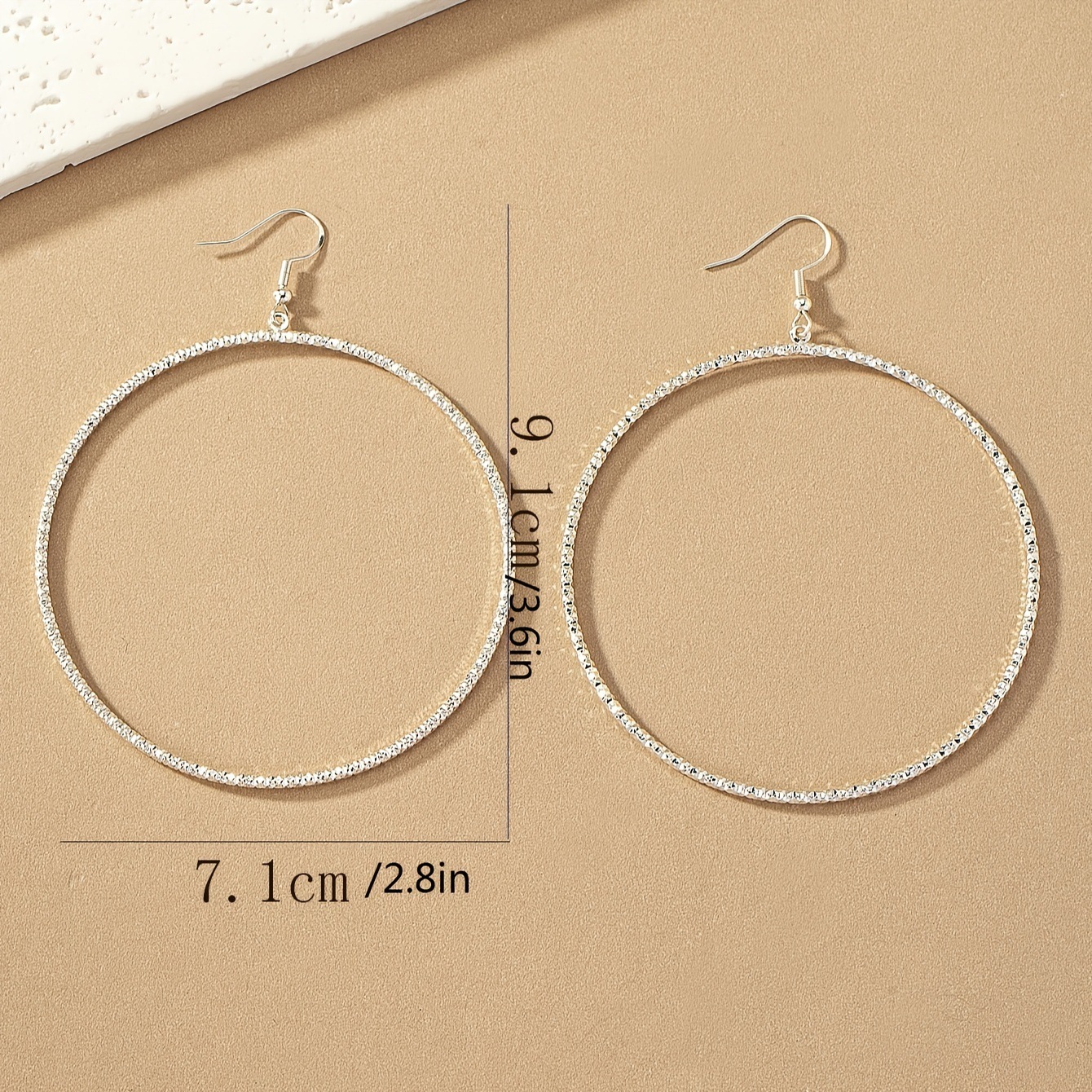 A Pair Of Personality Exaggerated Simple Fashion Trendy Pattern Large HOOP Round Hoop Earrings For Women