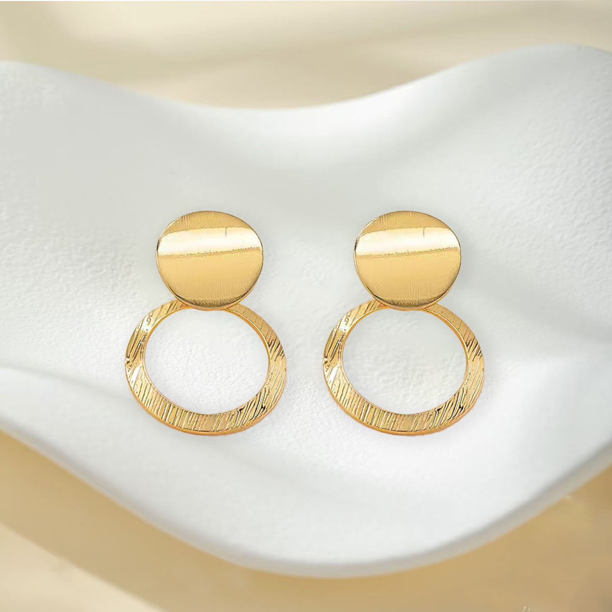 New Style for Women Double Layer Ear Clips Fashion Trendy Personality Cute Versatile Earrings