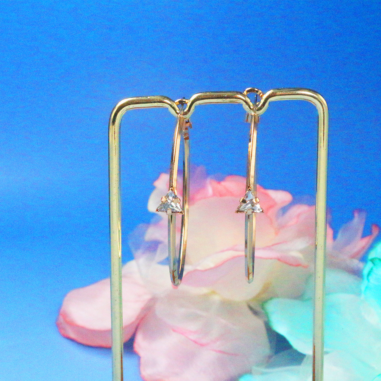 Design Round Spiral Pearl Hoop Exaggerated Elegant Versatile Fashion Rice Bead Circle Earrings for Women