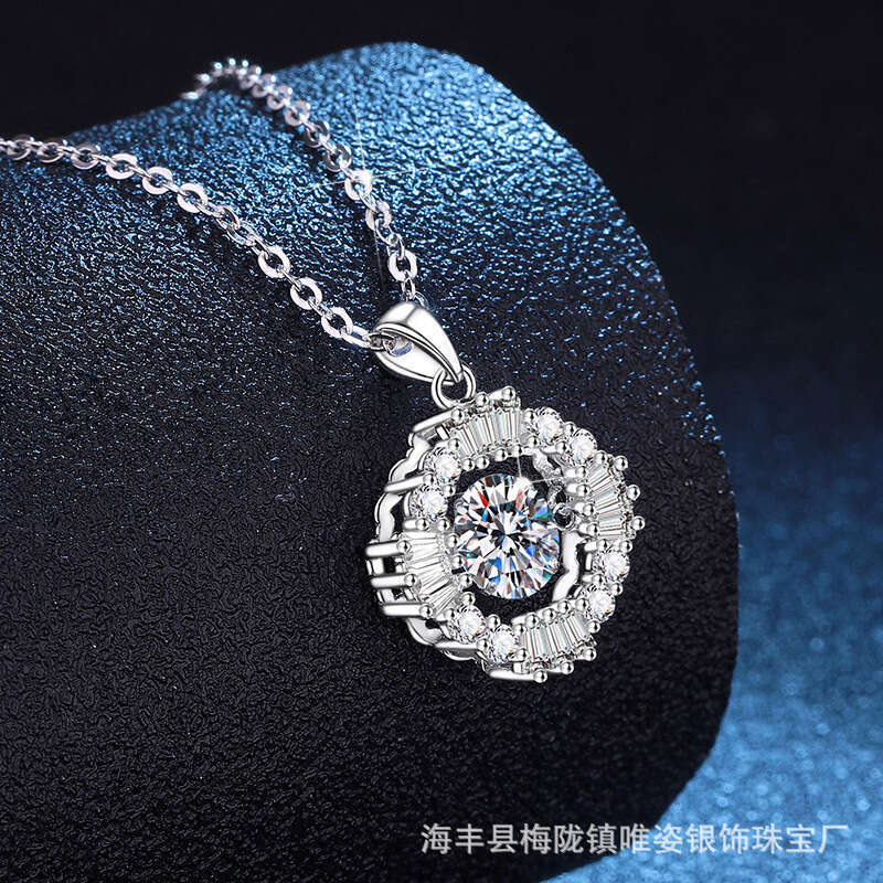 Pure S925ier Pendant S925quare Full Dia LuxuriouS925 Dynamic Clavicle Chain for Women 1 caratS925 MoiS925S925anite Necklace 3ea