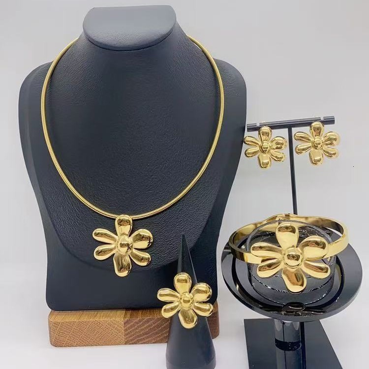 18K Gold Color Jewelry Set Ethiopian Simple Fashion est Earrings Necklace Bangle Ring Italy Pendant Jewelry Gift 240826