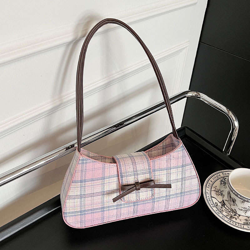 Korean New Niche Sweet Plaid College Underarm for Women Fashion Casual Girl Style Versatile Shoulder Bag