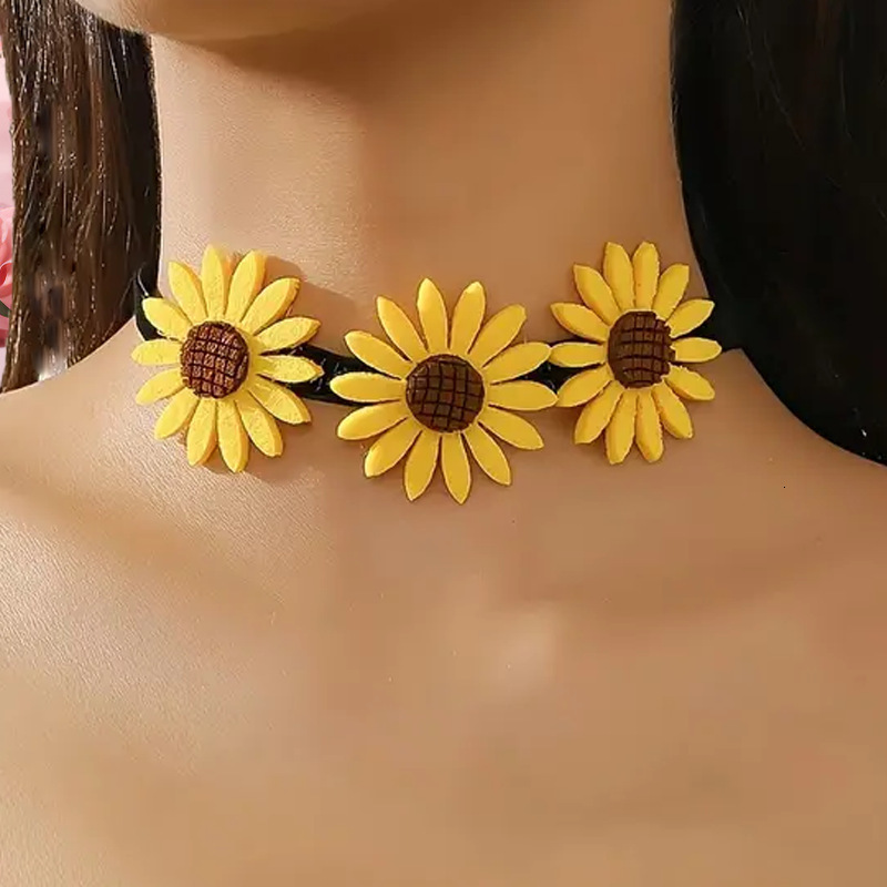 Trend Suower Neck Collar Choker Charm Fresh Fashion Korean and Japanese Style Spring Summer Season