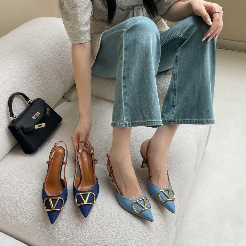 2025 hot new free shipping designer shoes for womens dress shoes black gold New one-piece high-heeled sandals with female headband buckle