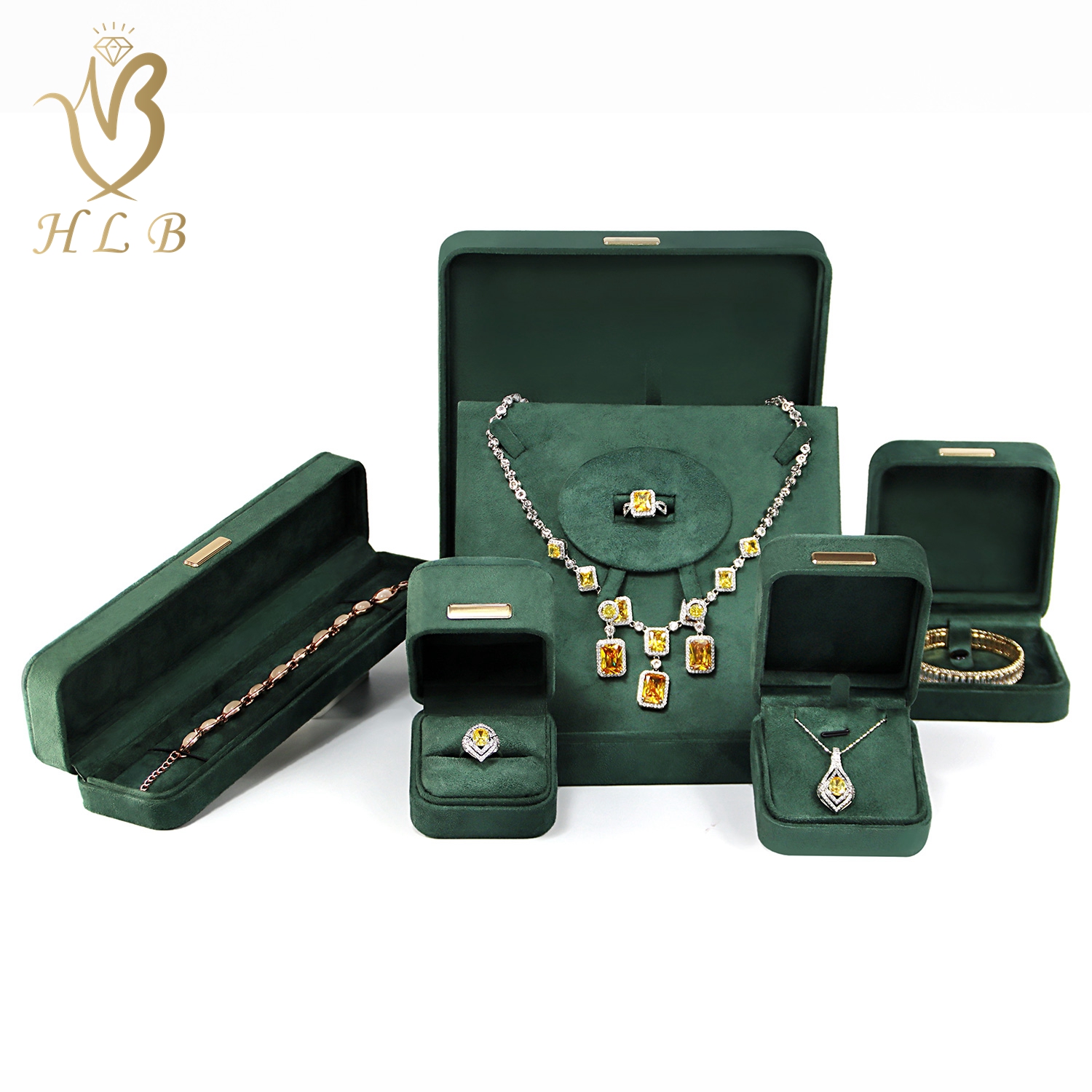 Luxurious Deep-Velvet Crafted Milan Style Jewellery Storage Case for Elegance Lovers