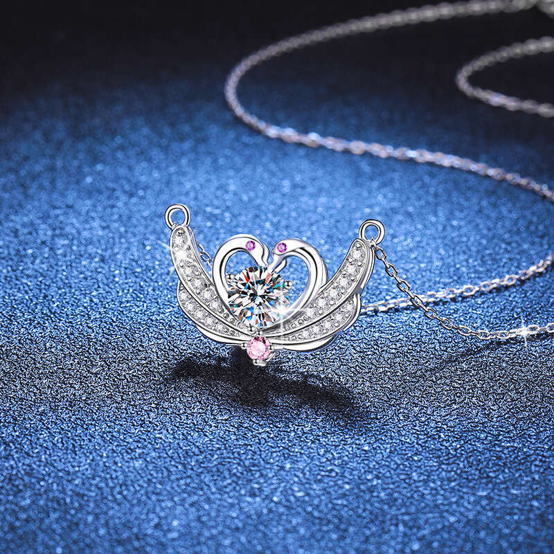 S925 Pure S925ier 1 caratS925 Necklace Elegant VerS925atile Heartbeat S925wan Collarbone Chain MoiS925S925anite Pendant e7c