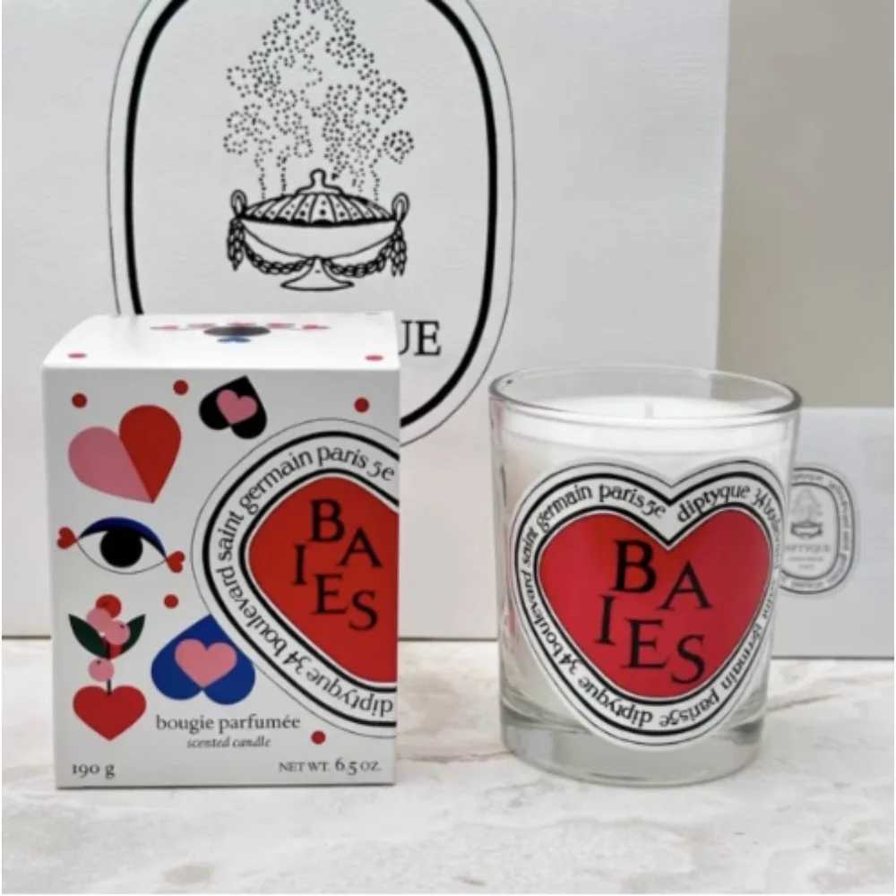 New Valentines Day Aromatherapy Candle Pure Natural Plant Essential Oil Smokeless Fragrance with Hands W250704
