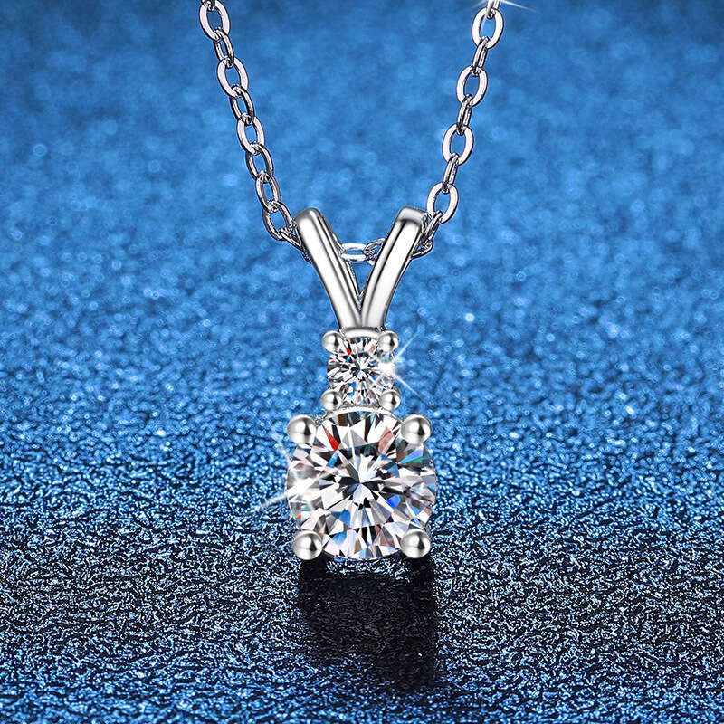 S925 Pure S925ier Pendant ClaS925S925ic Four-Prong Rabbit Ear 1 caratS925 MoiS925S925anite Necklace 915
