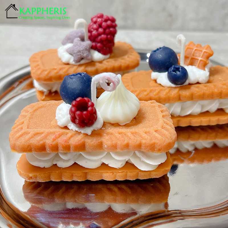 2024 Waffle Scented Candles Cookies Food Shape Lotus Biscuit Decorative Candles Milk Scents Aromatic Candle Flavoring for Home Decor W250704