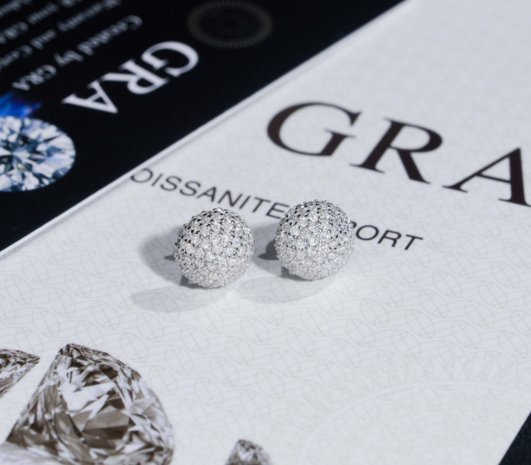 High Quality Hip Hop Iced Out Screw Back 925 Silver Men Moissanite Stud Earrings