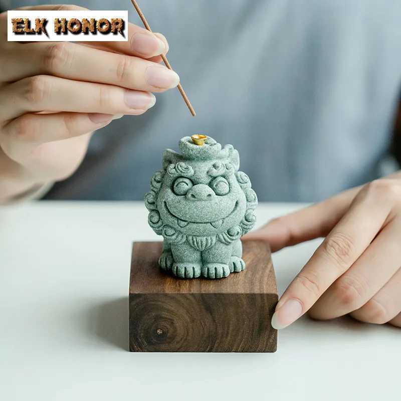 Green Sandstone Lion Incense Base Handmade Lucky Lions Incense Holder Retro Water Fountain Decoration Smell Distributor Tea Gift W250704
