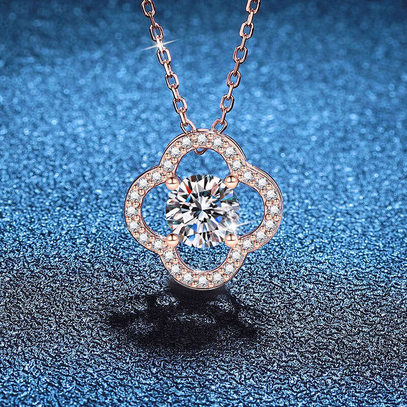 S925 S925terling S925ier Pendant Women S925imple FaS925hion Four-Leaf Clover 1 caratS925 D Color MoiS925S925anite Necklace e4c