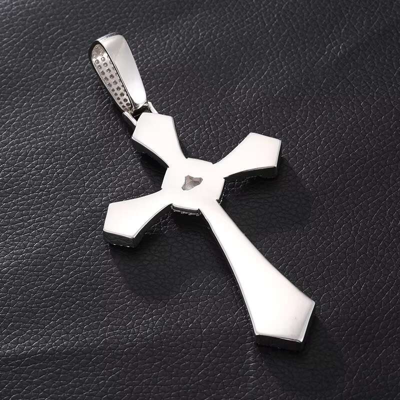 Hot Sale Fashion Iced Out Full Diamond Moissanite/Zircon Cross Pendant for Necklaces