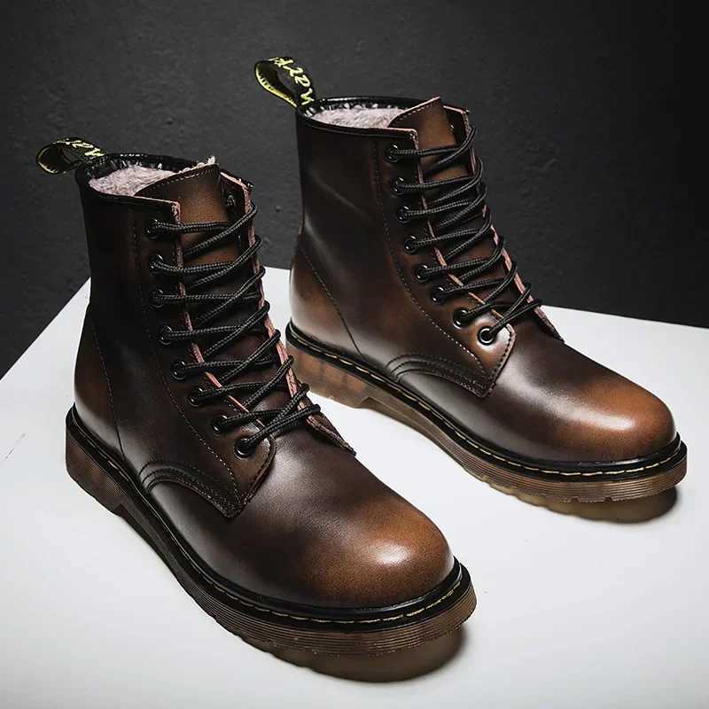 New Couple Boots Genuine Leather Motorcycle Shoes Breathable Waterproof Anti-Slip Warm Cotton Mens Womens Fashion Ankle Boots Z250704