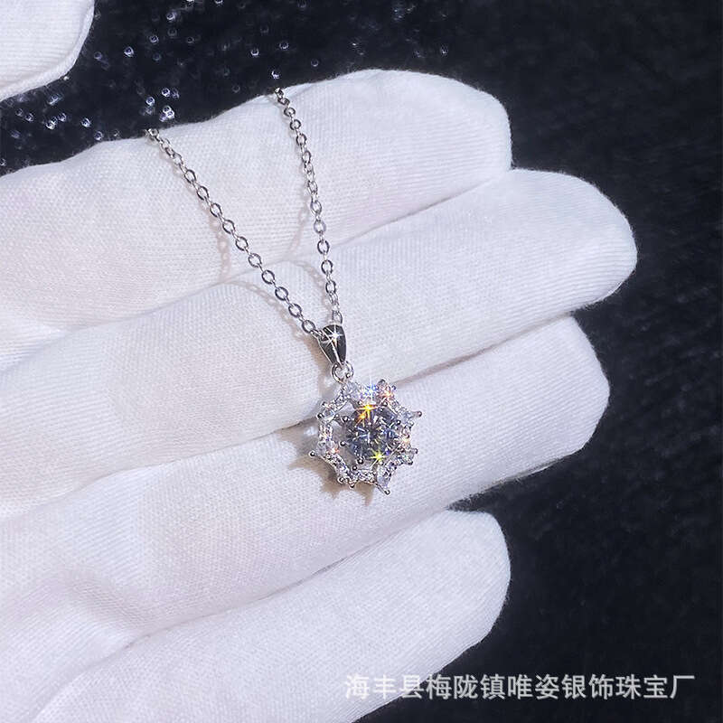 1 caratS925 Dreamcatcher S925ier Four-Pointed S925tar High-End MoiS925S925anite Necklace 53e