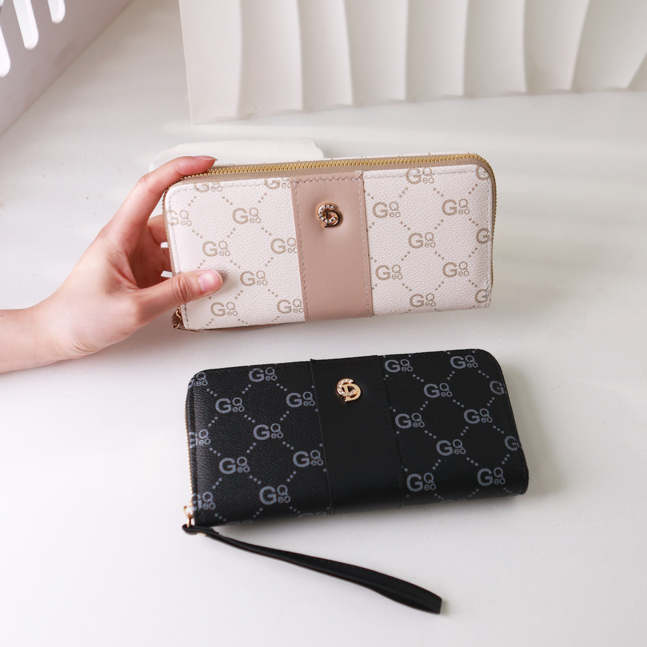 Free Shipping Designer Bag Trade 2025 New Women's Wallet Long Style High-end Zipper Clutch Large Capacity Money Clip Card Holder For Women