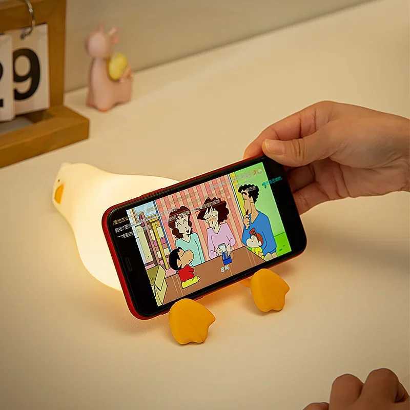 Lying Flat Duck Night Light Silicone Cute Light Up Yellow Duck 3-Level Bedside Desk Touch Night Lamp Baby Kids Room Kawaii DecorXJ250703