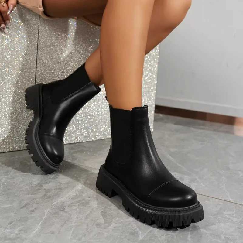 Square Heel Lolita Boots Womens Low Shoes Designer Chelsea Round Toe Boots-Women Ankle Med Ladies Fashion Spring Autumn Z250704