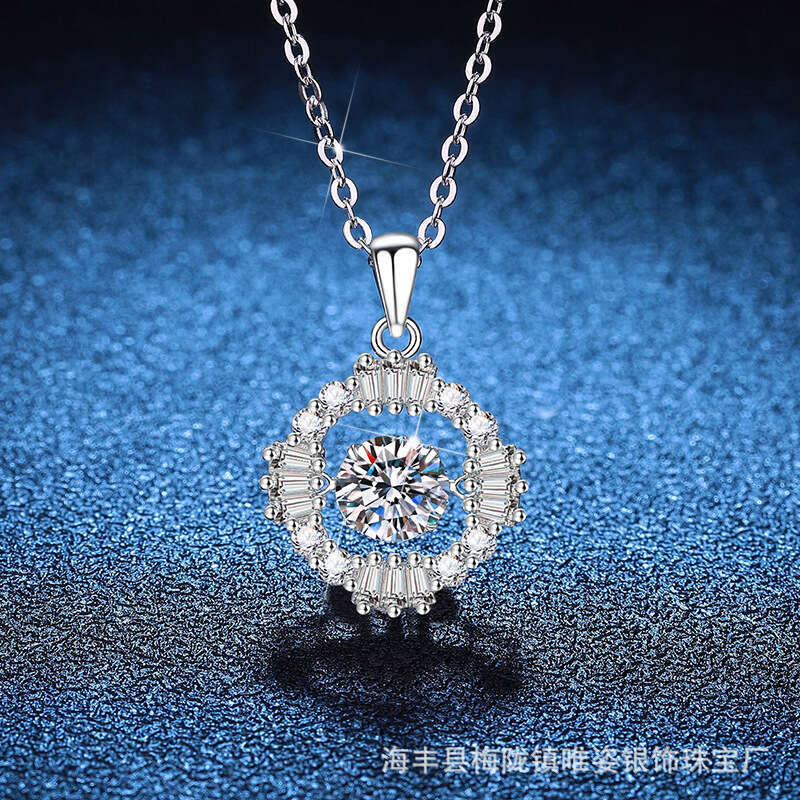 Pure S925ier Pendant S925quare Full Dia LuxuriouS925 Dynamic Clavicle Chain for Women 1 caratS925 MoiS925S925anite Necklace 3ea