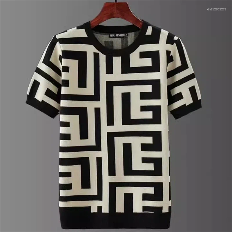 Men's Sweaters Geometric Pattern Knitted Pull Homme For Men Short Sleeve Winter Quality Silky Cotton Stretchy Casual Sueters De Hombre