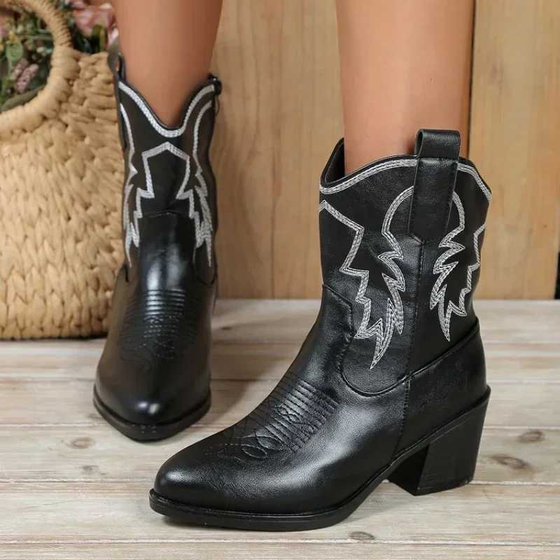 Women Vintage Chunky Heels Western Cowboy Boots Block Heels PU Leather Ankle Booties WomanAutumn Winter Embroidered Knight Boots Z250704