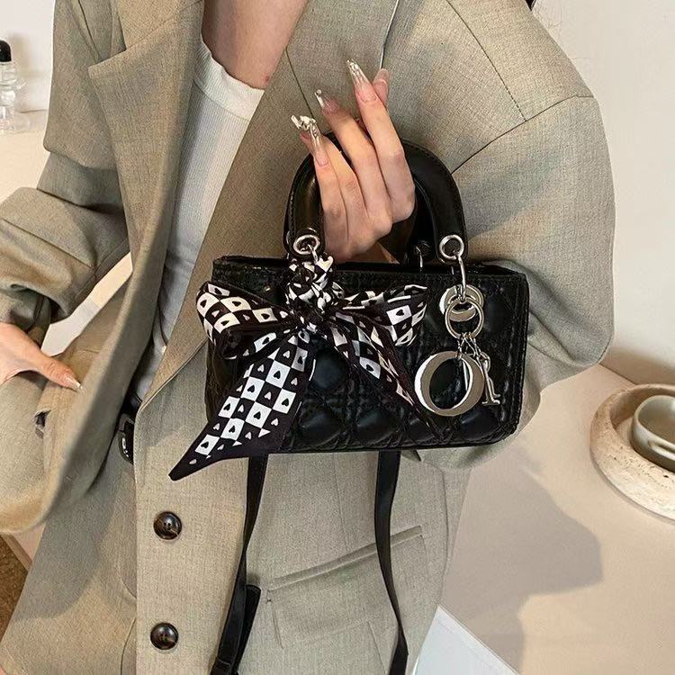 Totes High quality texture high-end temperament ladies' western-style handbag