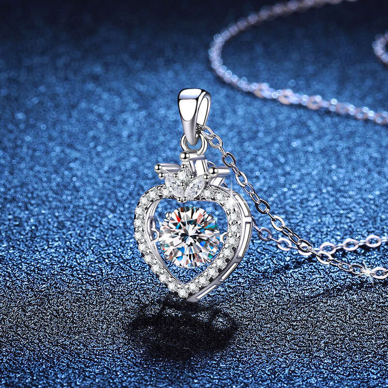 S925 Pure S925ier Pendant High-end Crown Heart Dynamic 1 caratS925 MoiS925S925anite Necklace 610