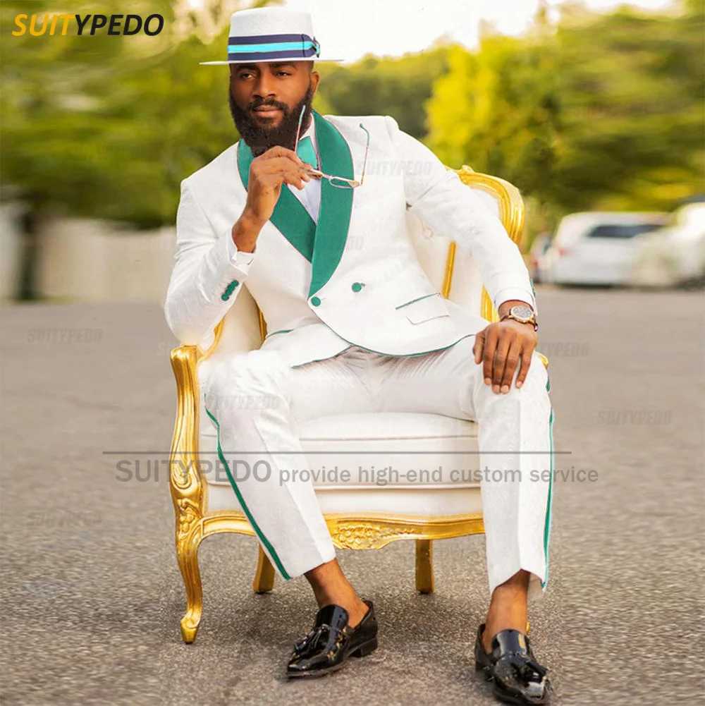 Fashion White Men Velvet Lapel Suit Sets New Design Slim Fit Blazer Pants 2 Pieces Formal Wedding Prom Groom Suit Attire X250704