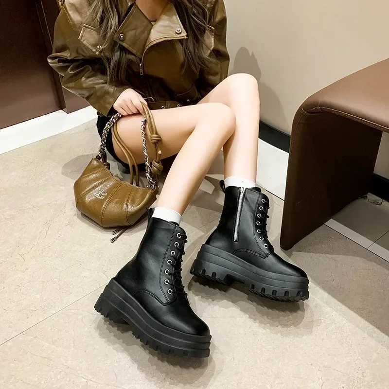 Womens Fashion Boots Thick Sole High Heels Trifle Base Side Zip Black Boots Outdoor Womens Shoes Commuting Spring and Autumn Z250704