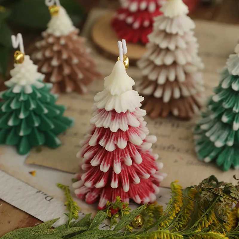 Merry Christmas Candle Cute Xmas Tree Shaped Aromatherapy Scented Candle Desk Ornaments for 2025 New Year Christmas Home Decor W250704