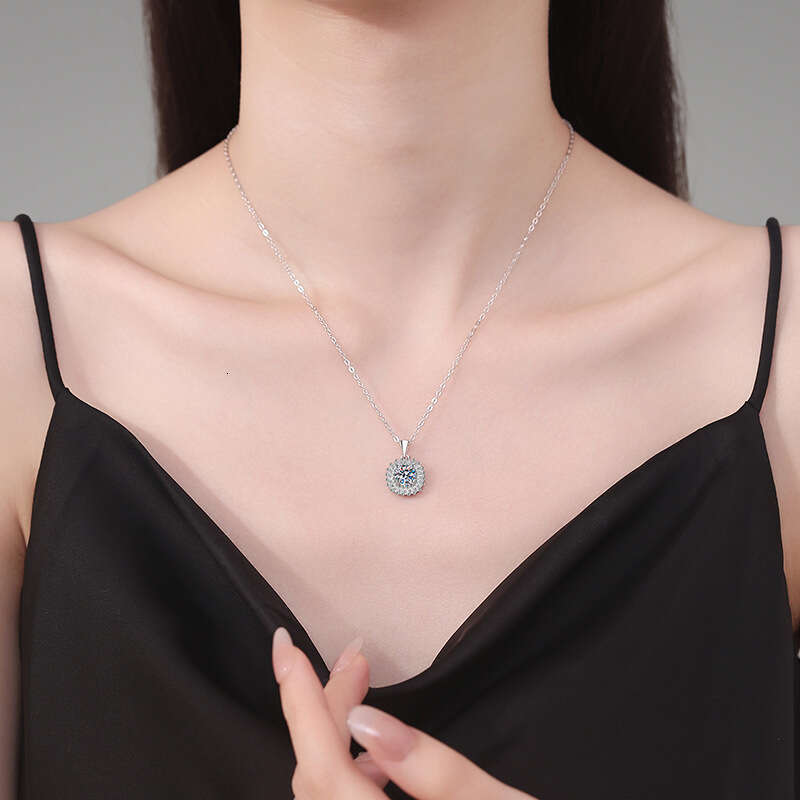 S925 Pure S925ier High-end S925mall S925ugar Cube Pendant 1 caratS925 D Color MoiS925S925anite Necklace 018