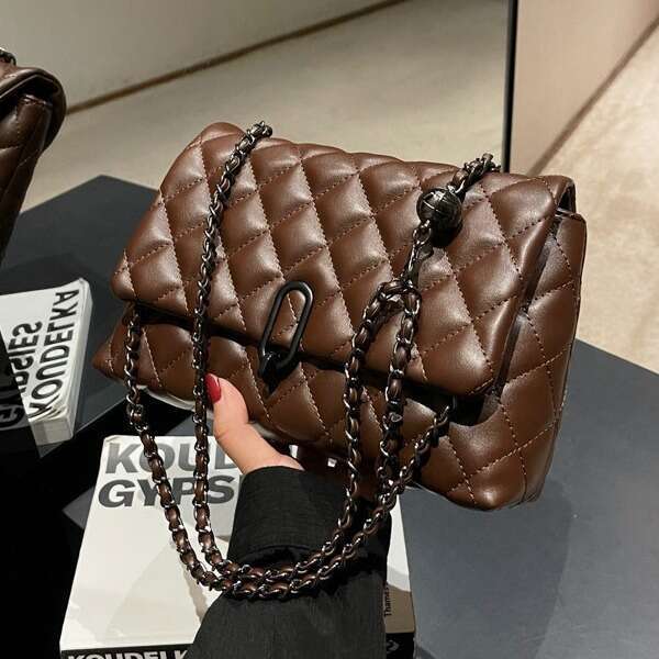 igh-Quality Texture for Women, Autumn/Winter 2025 New Trendy Fashion Quilted Chain Bag, Niche Women's Shoulder and Crossbody Bag
