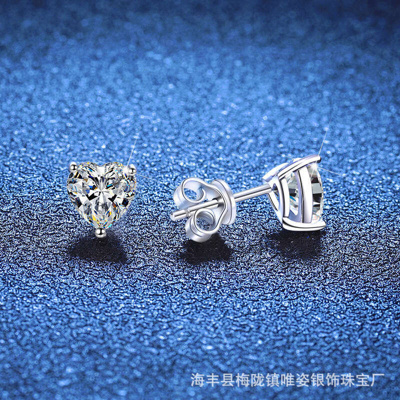S925ier Heart-S925haped MoiS925S925anite S925imple EarringS925 Women, Plated with PT950 Gold, Gift for Girlfriend or BeS925t Friend 10b