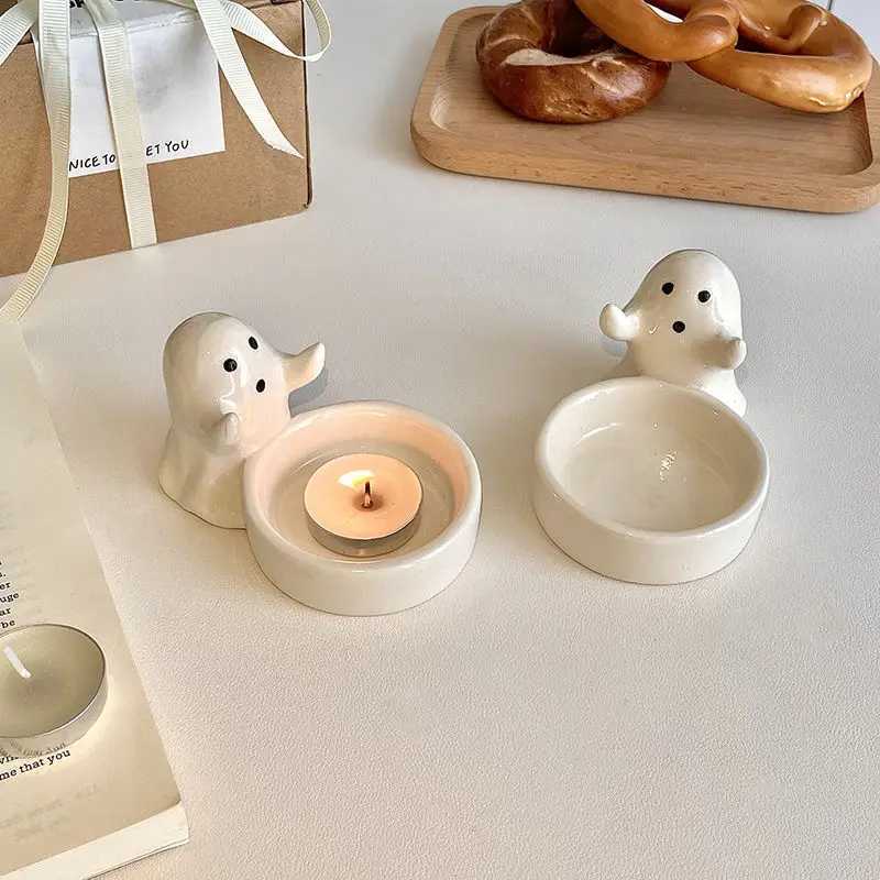 Creative and Quirky Ghost Candle Holder Aromatherapy Candle Base Atmospheric Decoration Cute Ceramic Design Candle Holder W250704